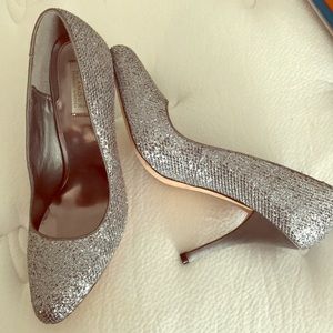Silver sequin American Glamour by Badgley Mischka